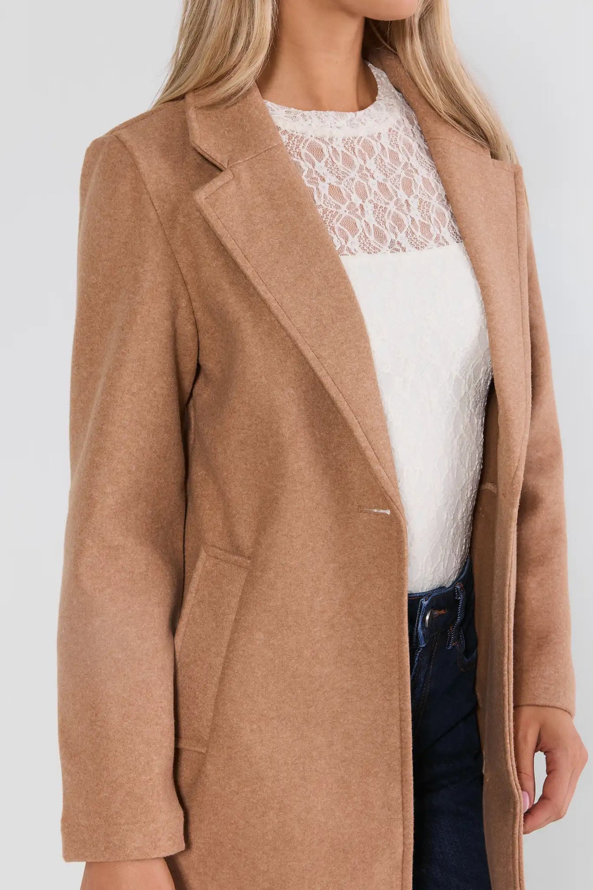 Tan Women's Midi Coat - Collar and Pocket Close-Up Detail | Avara