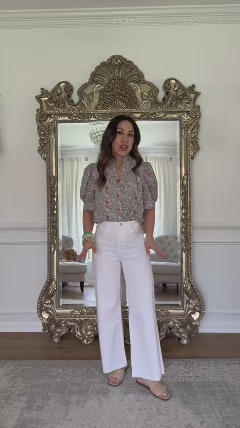 woman wearing gracie top