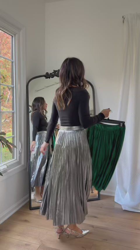 Hensley Green Pleated Midi Skirt | Avara