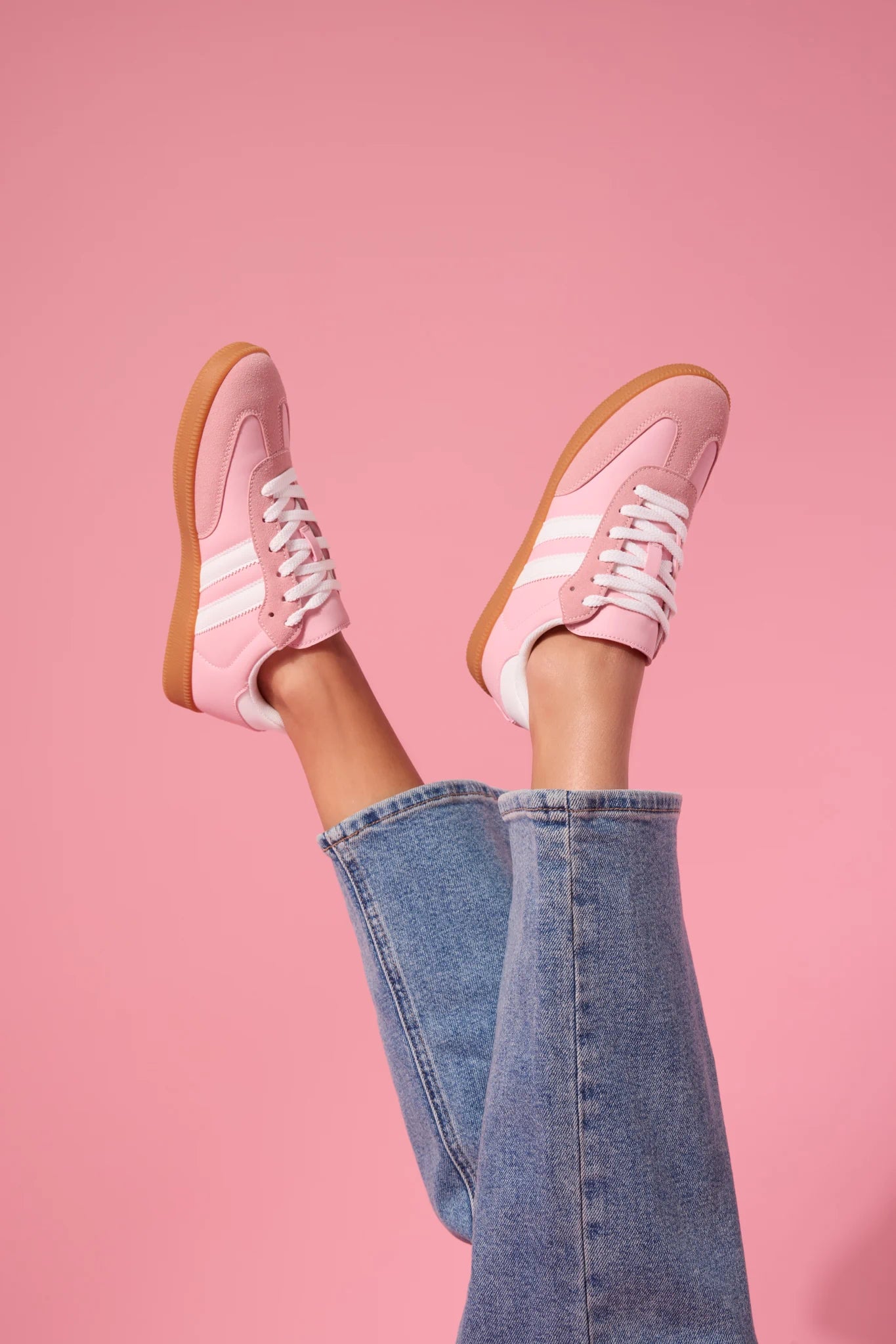 Lisa Sneakers
